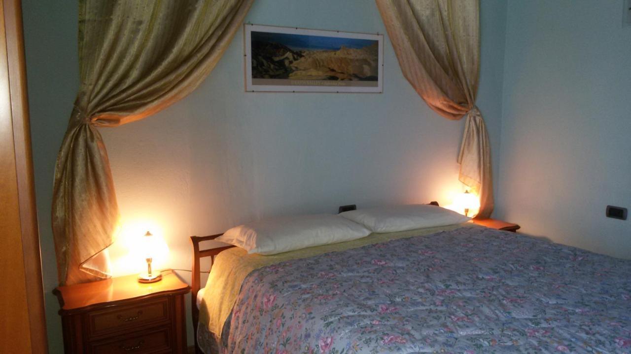 Storica Quercia B&B Nerviano Phòng bức ảnh